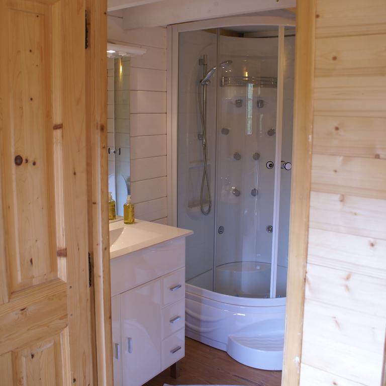 Gites De La Croisee Des Chemins - Piscine Chauffee - Spa, Hammam Et Sauna Izeaux Bilik gambar